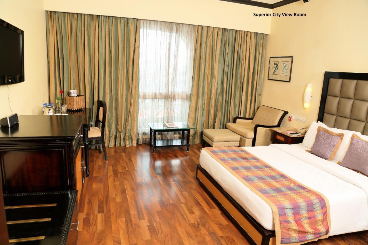 Vivanta Ernakulam, Marine Drive Kochi Exterior foto